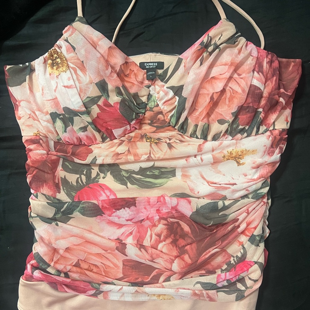 NEW Express Body Contour Ruched Mesh V-Neck Bodysuit - 3 floral/burgundy/green